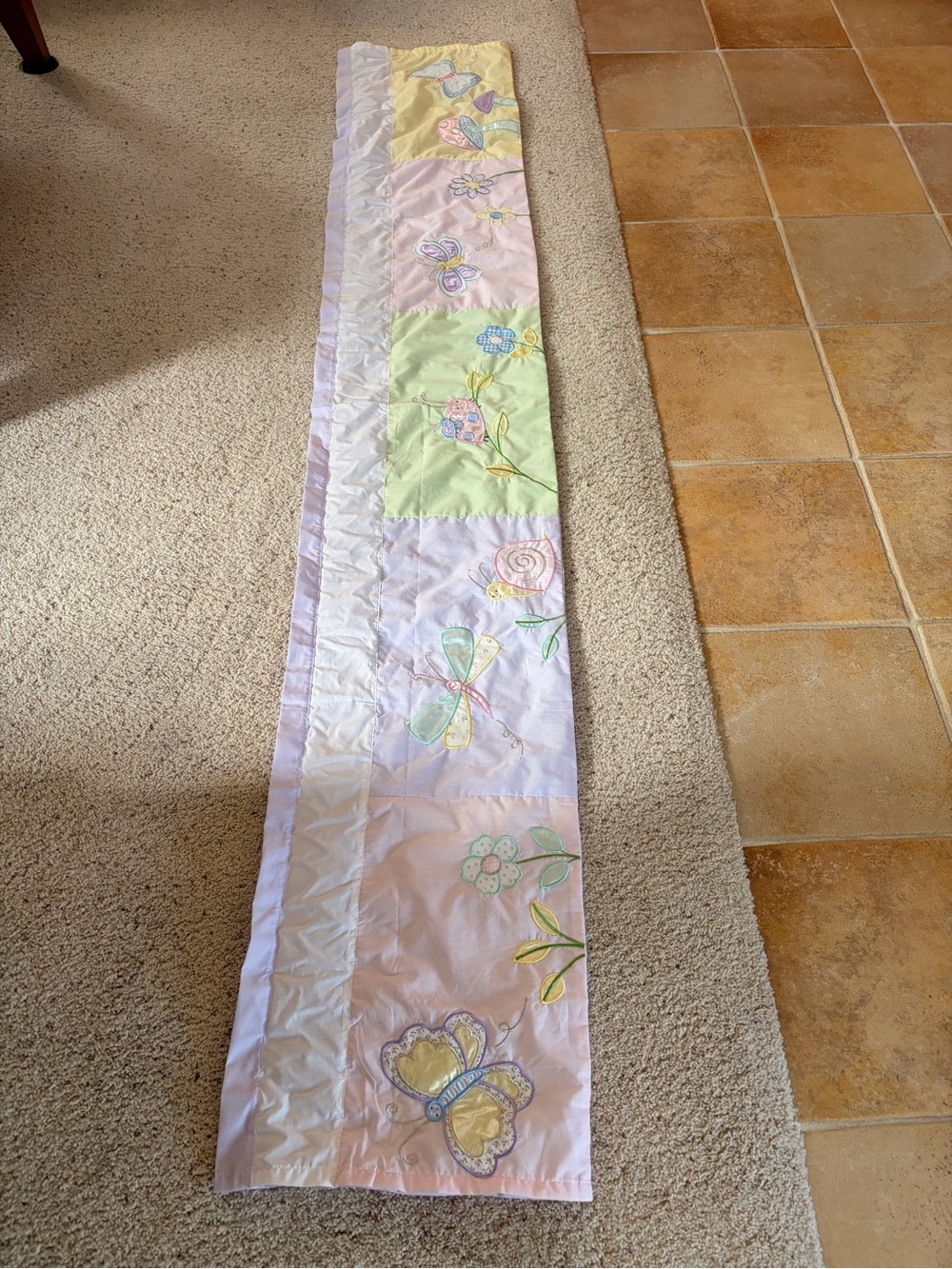 Pastel Butterfly & Floral Quilt Runner